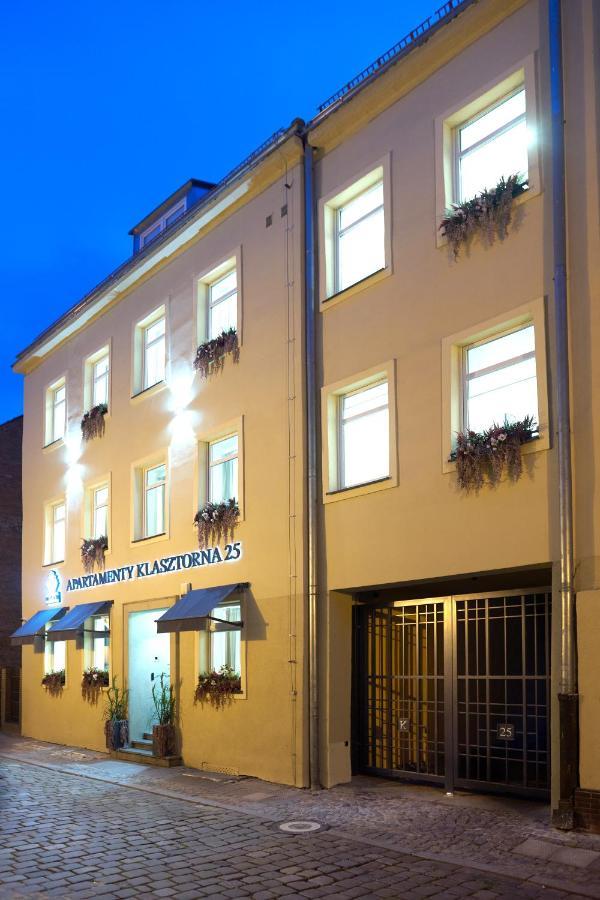 Apartamenty Klasztorna 25 พอซนาน ภายนอก รูปภาพ