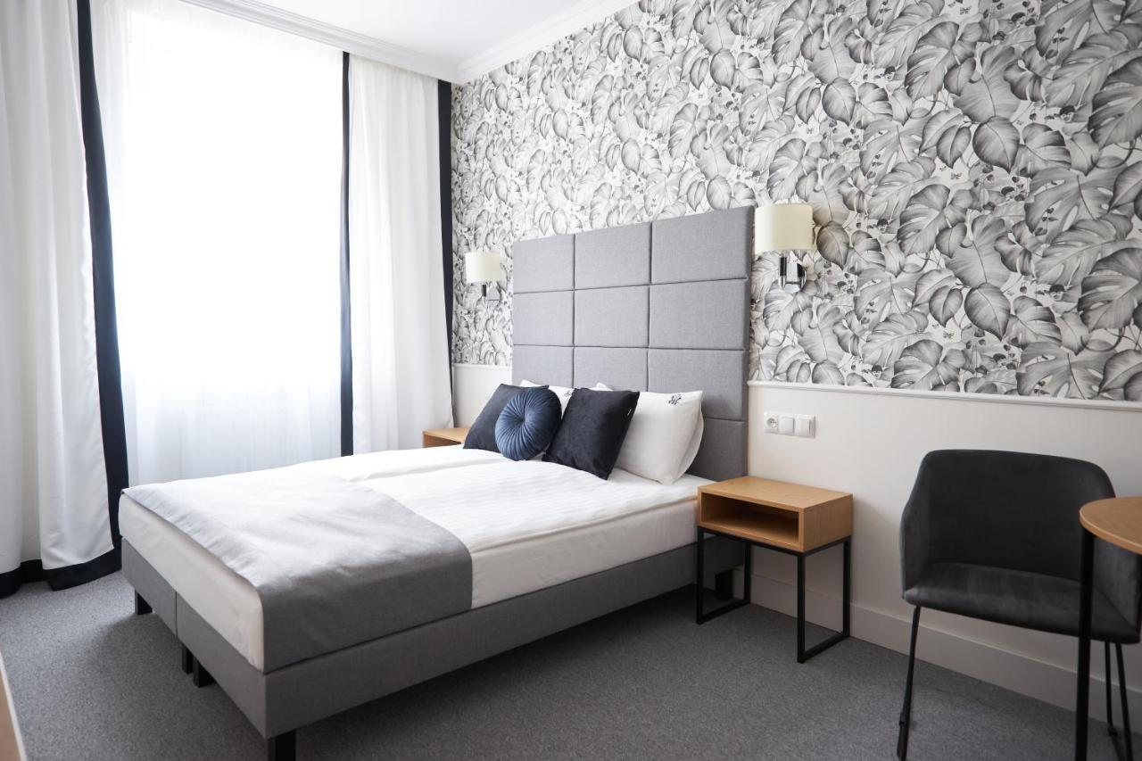 Apartamenty Klasztorna 25 พอซนาน ภายนอก รูปภาพ