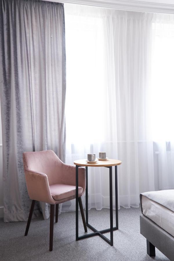 Apartamenty Klasztorna 25 พอซนาน ภายนอก รูปภาพ