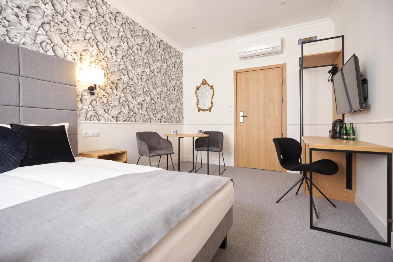 Apartamenty Klasztorna 25 พอซนาน ภายนอก รูปภาพ
