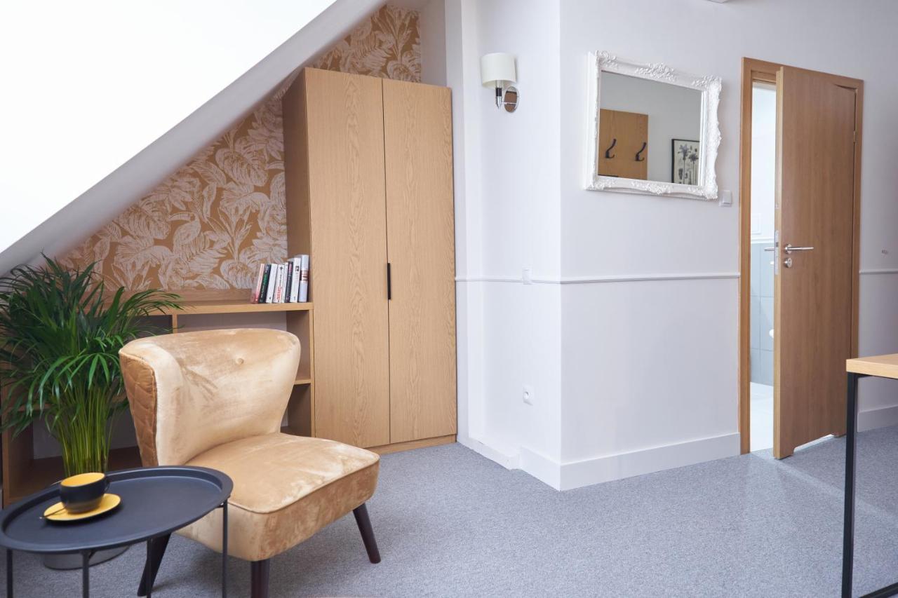 Apartamenty Klasztorna 25 พอซนาน ภายนอก รูปภาพ